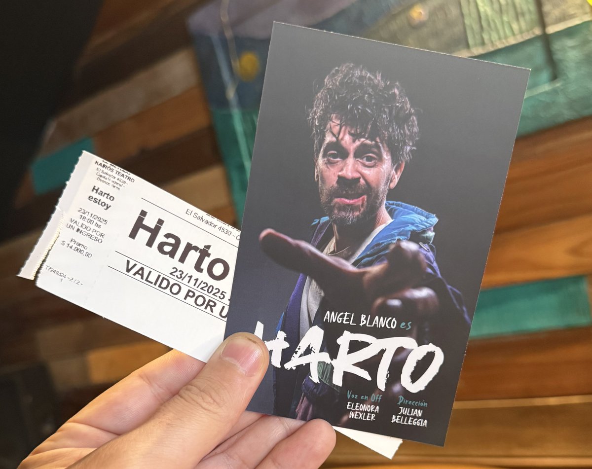 Fui a ver la obra de teatro «Harto», de Ángel Blanco, y aquí mi pequeña reseña: Ángel es uno de los mejores actores de la escena actual. Su trabajo es brillante, su cuerpo habla solo. La dirección de Julián Belleggia es el combo perfecto para este obrón. Salí llorando

⭐️⭐️⭐️⭐️⭐️