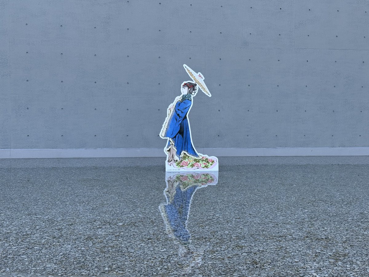rikad0m's tweet photo. 兵庫でのお仕事をいただいたタイミングで、幼い頃に触れた作品の原画展があるのを知り、ついでに行ってきました🐭

十二国記
内容は難しくてあまり覚えていないけれど、再履修しろということでしょうね。
1月にはミュージカルも始まります。
舞台やお芝居に触れようとしていた矢先だったのでなおのこと再履修せねば感がありますw

そういうご縁ってあると思うのです。
