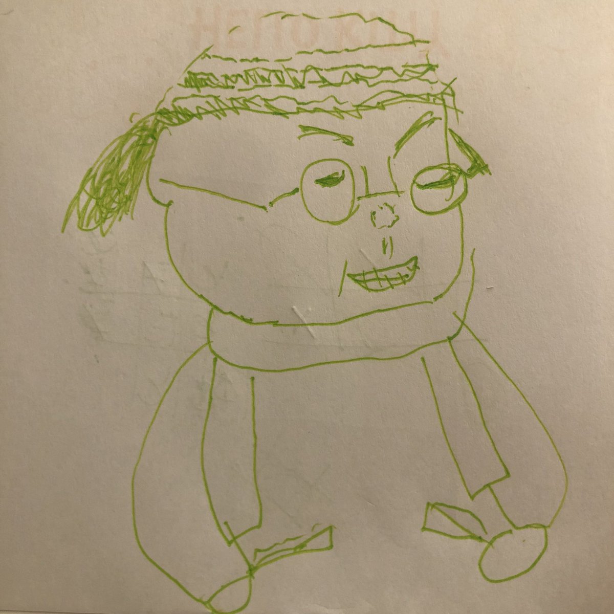 szersiebmar's tweet image. 画伯（8さい）の新作です…❣️オット曰く「かあちゃんそっくり」だそうですw 手元に棒針があるので編み物🧶しているところですね🤣