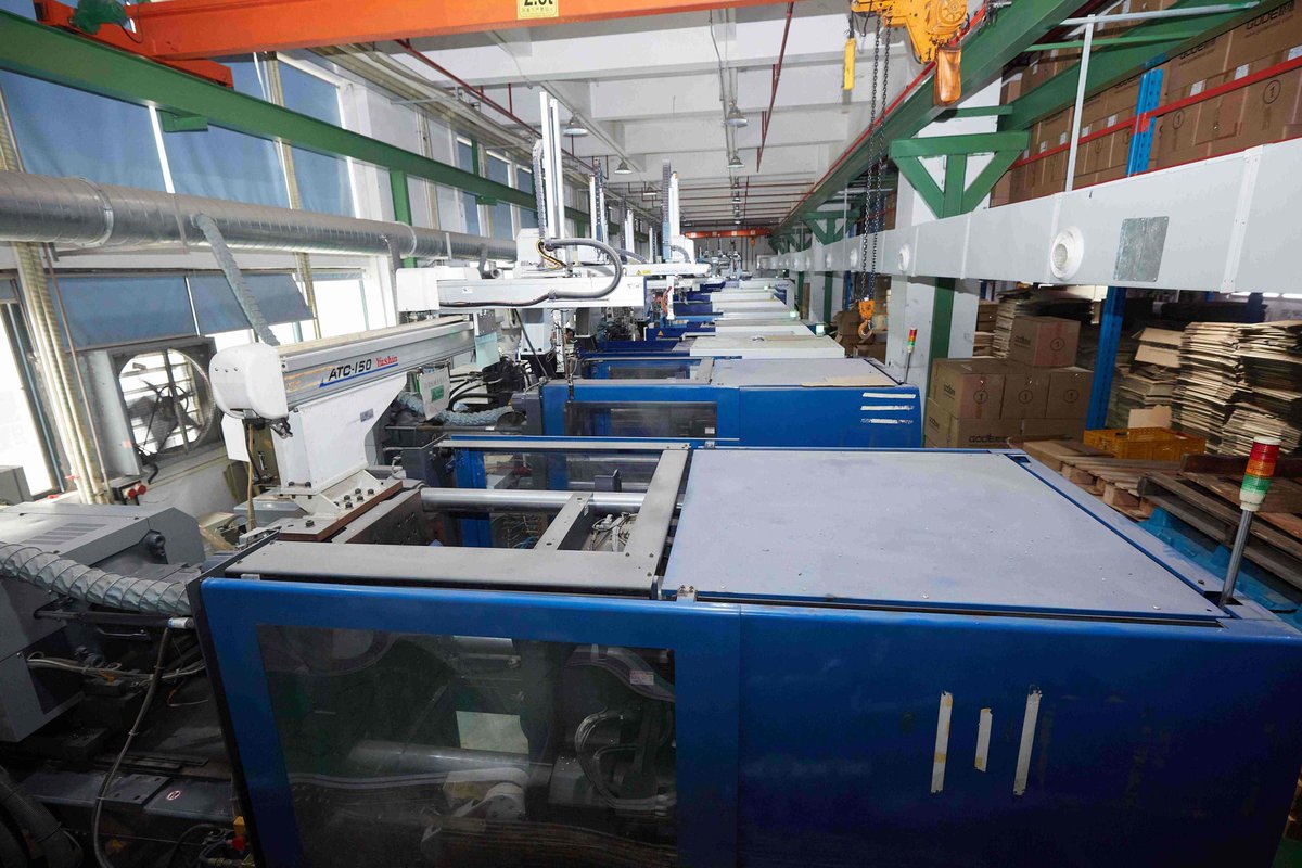 👏 Take a virtual tour of our factory.
We make mold since 2012, We have 2 factory in Guangdong
Our CNC machines and EDM machines from Japan and Taiwan, Like Makino. 
We also have injection molding one-step service, We have 20 sets injection molding machine, 
#INJECTIONMOLD #MOLD