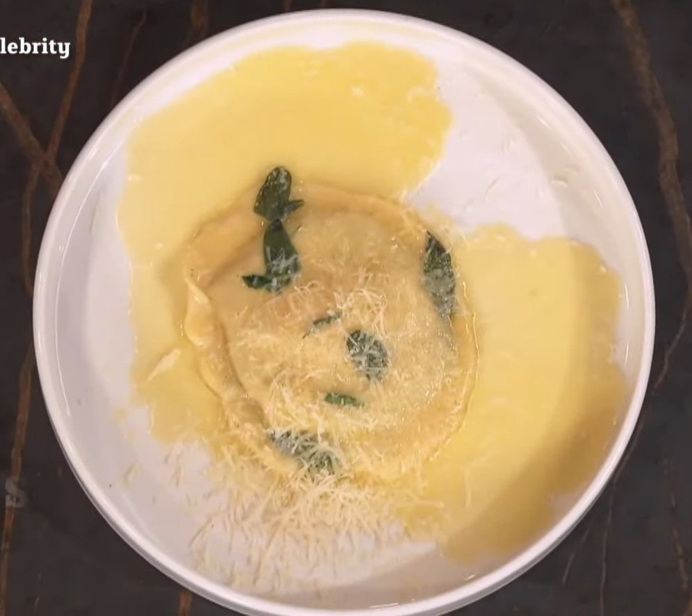 chismepicante12's tweet image. 🧑🏻‍🍳 RAVIOLON DE: SOFI MARTINEZ 

#MasterChefCelebrity #MasterChef #MasterChefCelebrityAr  #MasterChefArgentina #Telefe #LAM