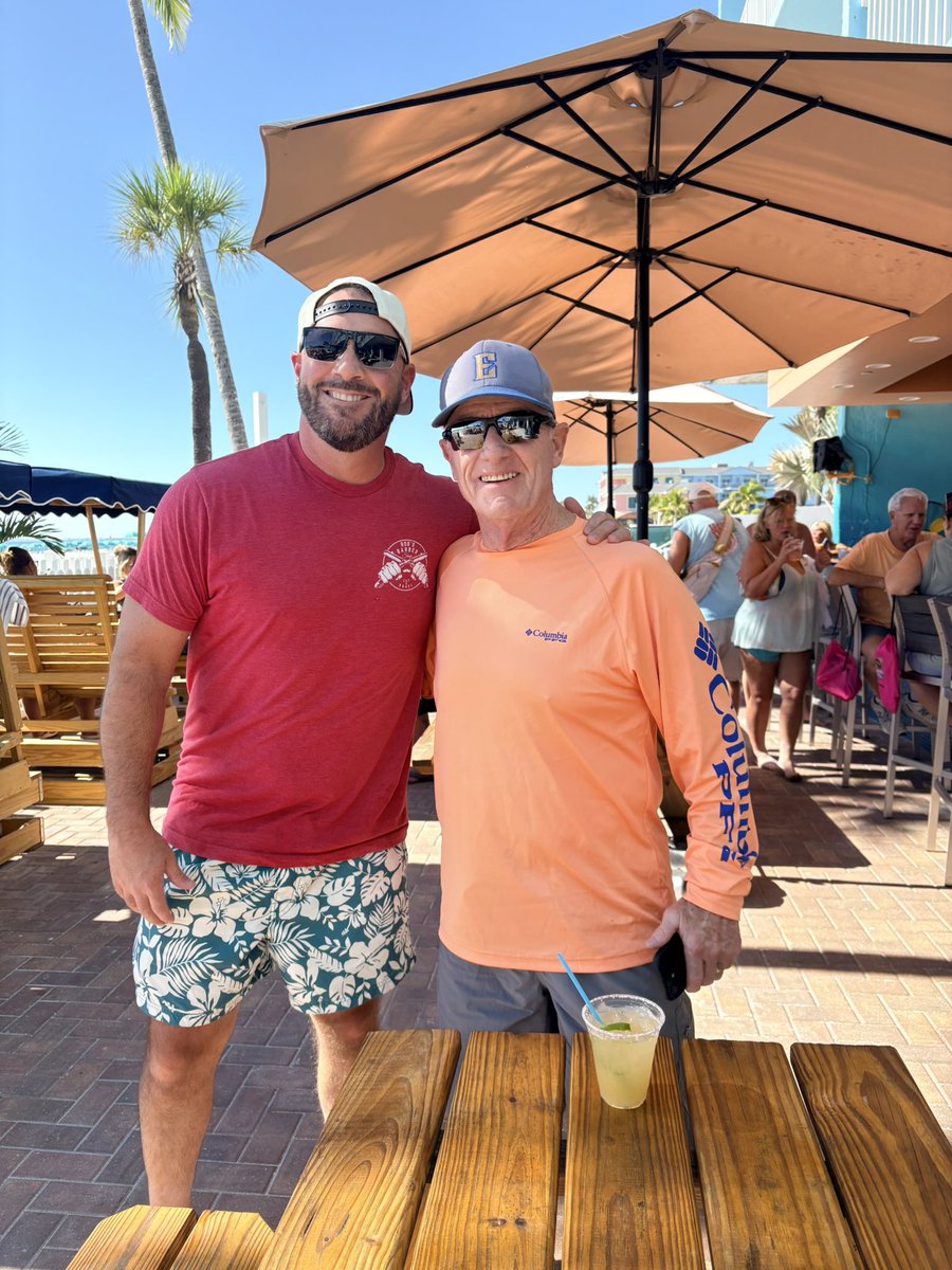 Ava Walker tweet media