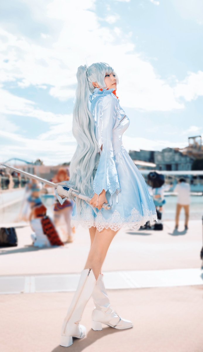 Mahippi78's tweet image. Cosplay   

RWBY /ワイス・シュニー

『世界はおとぎ話じゃない』

。°.。❅ 𓈒◌°.。゜.❅𓈒◌。・。❅𓈒◌。。❅𓈒◌°. ◌°.。゜.❅

撮影📸（@kirikoma ）

#ラグコス #ラグコス2025 #RWBY #Ruby  
 #weissschnee #コスプレ