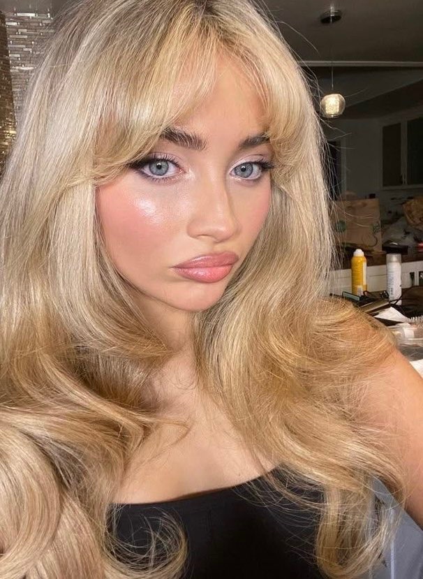 filesbrina's tweet image. the type of beauty you write poems about