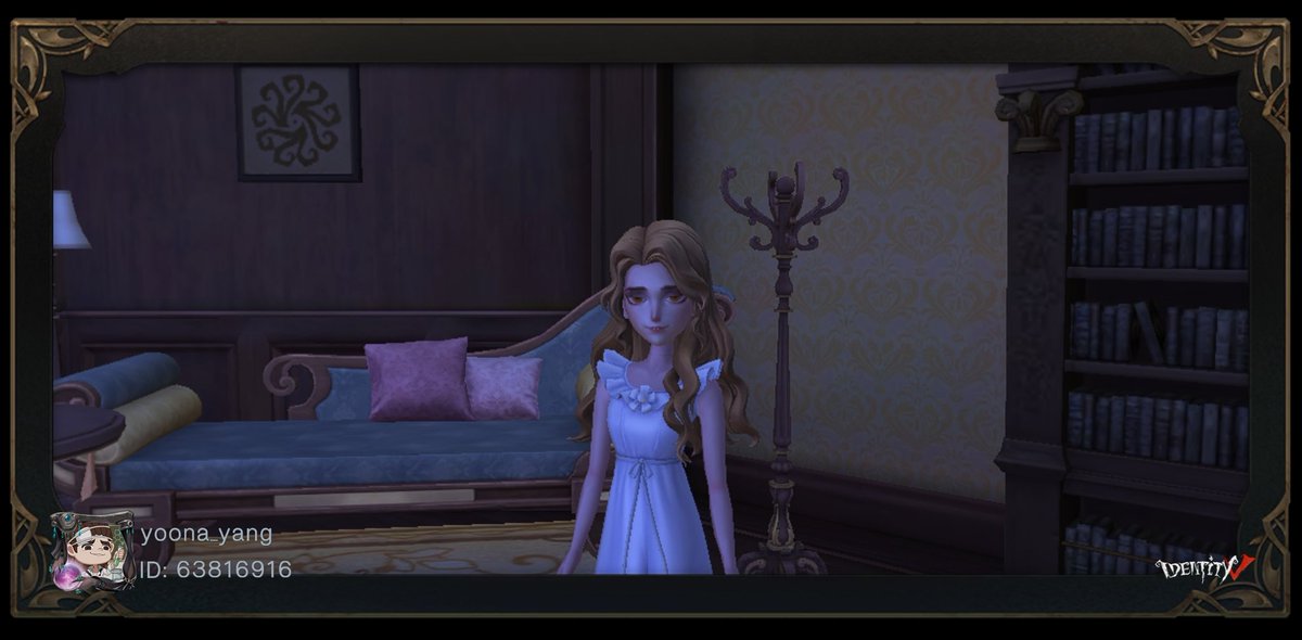 ฉันกำลังเล่น Identity V อยู่ คุณอยากเล่นหรือเปล่า