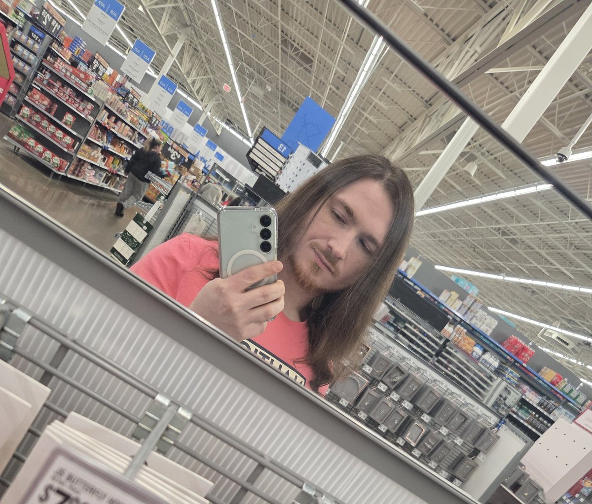TheListOfDeaths's tweet photo. Me in my natural habitat..
Working.

#work #gamer #nerd #lifter https://t.co/MzXtd5CIfd
