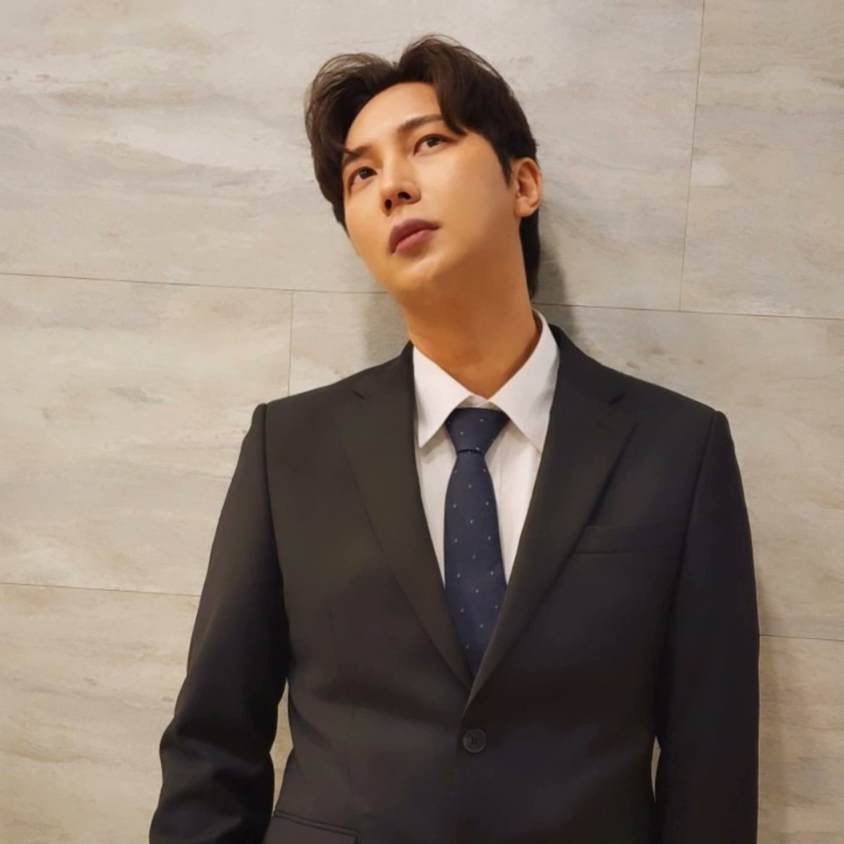 무대팀 레지스탕스/비욘 tweet media