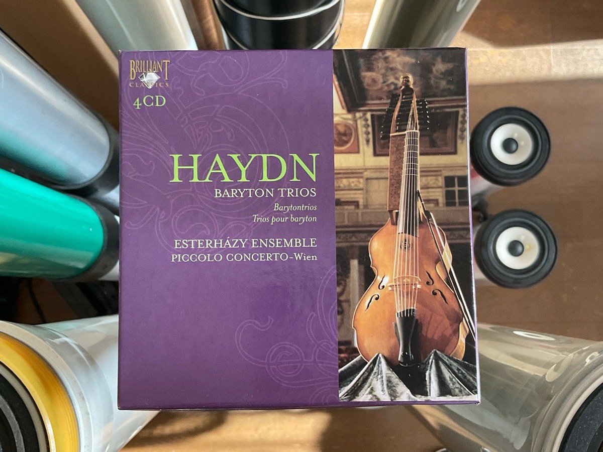 forest_walker_x's tweet photo. ハイドン の バリトン・トリオ。
#haydn #baryton  #brilliant
#timedomain #audio #speaker #earphone https://t.co/hryXXDuBqj