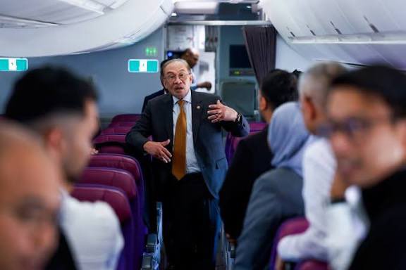 mypeta_'s tweet image. 🇲🇾🤝🇰🇪 Malaysia welcomes Kenya’s plan to build 150,000+ affordable homes for low-income communities, with both countries exploring collaboration in E&amp;amp;E manufacturing and investment opportunities.

Stronger South-South partnerships ahead.

#Malaysia #Kenya #GlobalDevelopment