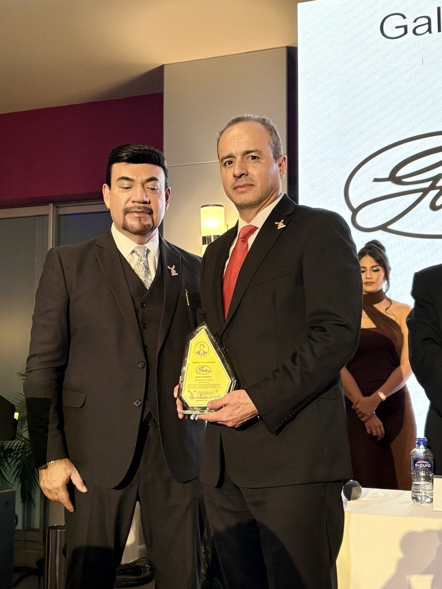 MexAut's tweet photo. MÉXICO AUTOMOTRIZ LE INFORMA:
EL PREMIO NACIONAL A LA CALIDAD AUTOMOTRIZ CNT 2025. FUE ENTREGADO A PROMINENTES EMPRESAS DE AUTOPARTES,  ENTRE LAS QUE DESTACAN DAI, KG, PRESTONE, ITW, DINAMEX, KEM, TOMCO, GATES, TIMKEN, APYMSA...
VEA MÁS INFORMACIÓN EN MÉXICO AUTOMOTRIZ. https://t.co/S8QKyYjUeg