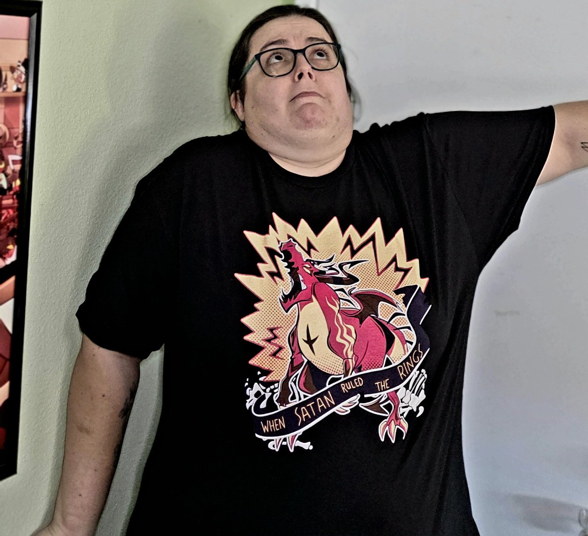 JmSpyro's tweet image. If I don&apos;t move then @SatansWrathful can&apos;t see me...😰 #HelluvaBoss #HelluvabossSatan #SharkRobot