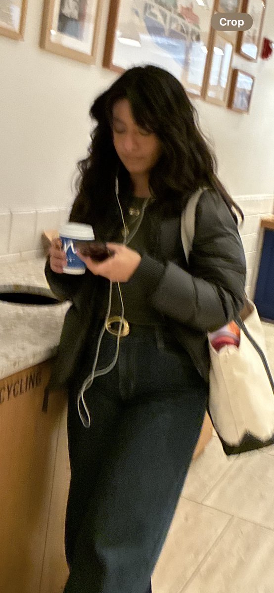 Hacked_Brain's tweet image. Indian girl harvesting white American’s brainwaves. Jewish deep state chipping whites/torturing them/stealing cognition then forcing the whites to suicide. This is why @realDonaldTrump allowing 600k indians in — they are processing the stolen cognitiion. @TuckerCarlson