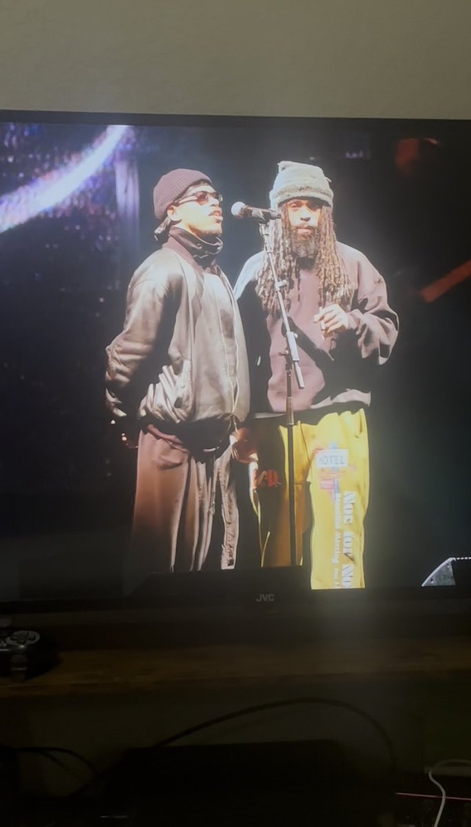 dmonty_python's tweet image. SIIFU AND FLY ANAKIN INTRO’D FOUSHEÉ’S SET WHAT THE FUCKKKK😳😱