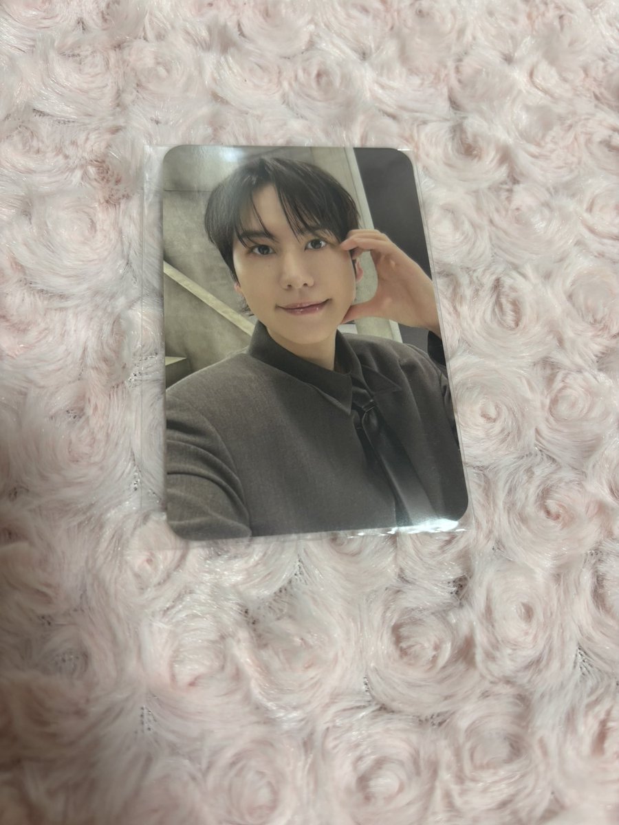 𝑅𝑒𝑛𝑎 tweet media