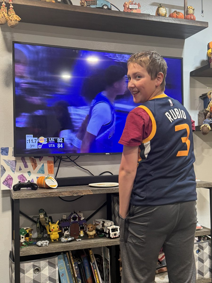 GageLarsen1's tweet photo. Can’t watch a game without my trust OLD Rubio jersey! Someday maybe I’ll upgrade to a Keyonte jersey!! 😂 #lesolsonit https://t.co/c0uEQO4sax