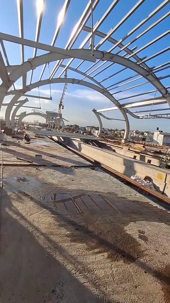 VarthurCitizens's tweet photo. 🚨 Roof truss work begins at #HSR Layout Station- a reminder that #Bengaluru commuters have waited long enough. Progress is welcome, but timelines must be transparent and delays no longer excused. @OfficialBMRCL #NammaMetro @ChristinMP_ @TVMohandasPai @kiranshaw @blrmetrotracker https://t.co/F4MHTRYWTZ