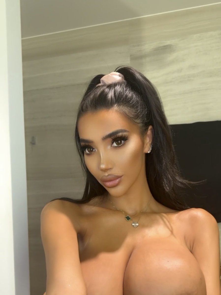 Chloe Khan ONLYFANS (@chloekhanxxx)  Posts  X