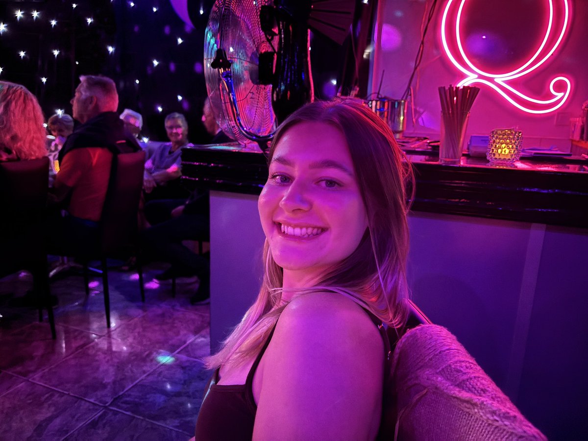 AndyFeldon's tweet image. My 59th birthday with this beautiful lady