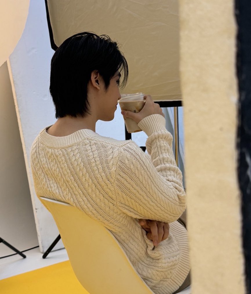 ehererere's tweet image. วันนี้เด็กมีงานไหมครับลูก วันนี้ก็สดใส ยิ้มเยอะๆ หัวเราะเยอะๆ
อยากกินอะไรก็ได้กิน อยากแกล้งใครก็ได้แกล้ง มีความสุขตลอดทั้งวันนะครับ รักหนู
#Poompps #PoomPhuripun