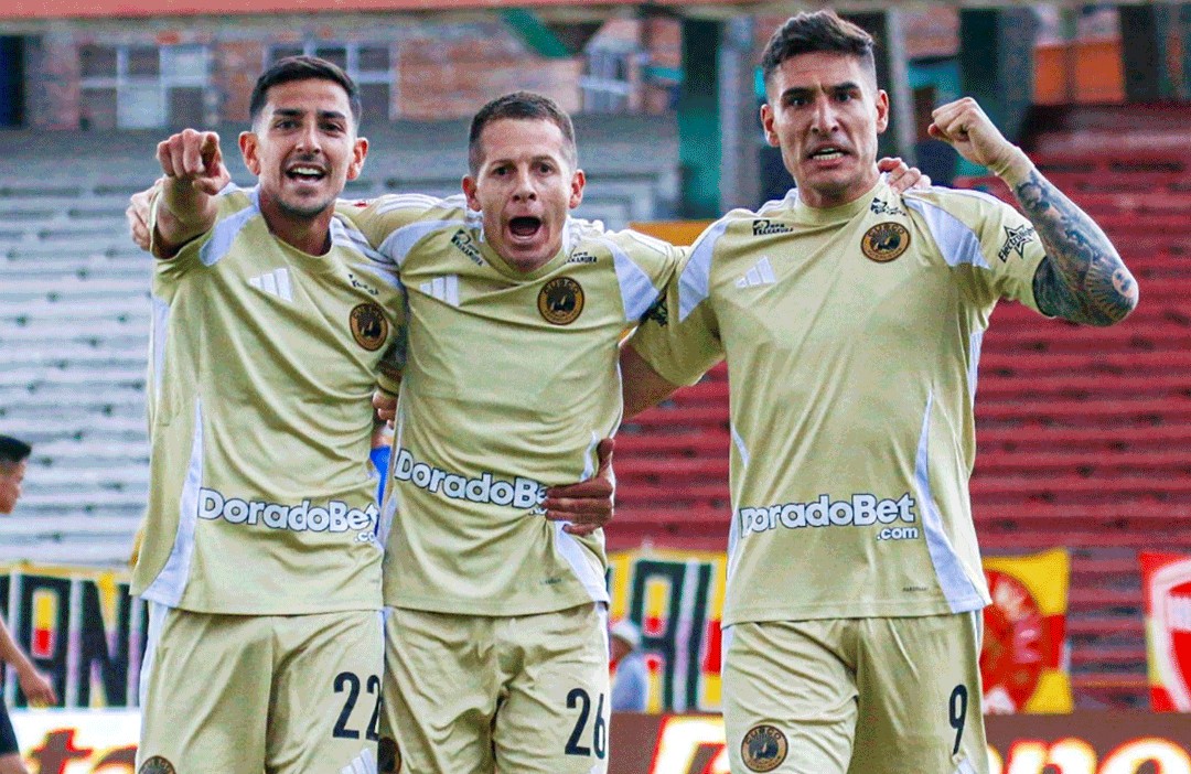 juanlp40's tweet image. #LigaPerú 🇵🇪 #Clausura #Fecha19 Res Finales: #SportHuancayo 1(Piero Magallanes) - #Cusco 2(Lucas Colitto, Nicolás Silva), #AlianzaLima 3(Paolo Guerrero -p-, Jesús Castillo, Gaspar Gentile) - #UTC 0