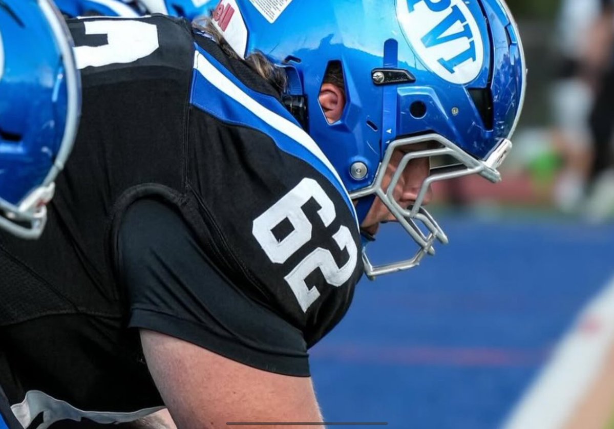 Francis congrats on an outstanding career at PVI. Your leadership, character, and work ethic shine brightly.
2025  Captain 
2x time First Team All Conference Honorable Mention 
3 year starter at Center
Will play Football at Gettysburg College next year
#Sheepdog