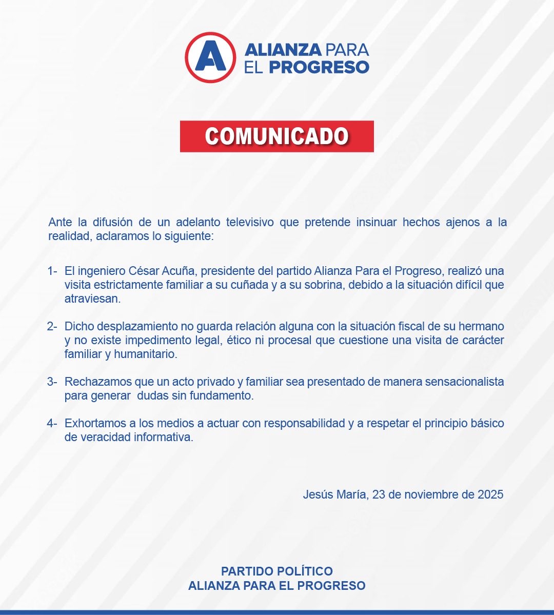 investiga_pe's tweet photo. ((🔴)) ¿QUÉ OPINAS?
César Acuña fue captado saliendo de la casa de su hermano Óscar horas después del operativo fiscal en el que no fue hallado. APP calificó el informe de sensacionalista. Óscar sigue siendo buscado por el caso Frigoinca.
#Acuña #Frigoinca #Óscar https://t.co/tCeDmuqh0v