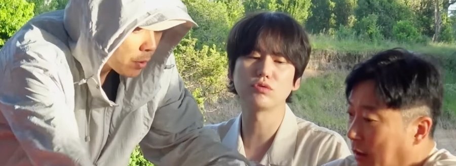 g1_kyu's tweet photo. The chaos is finally coming tomorrow!!
#케간세 #조은사이 #soon https://t.co/jYNPl4PbCL