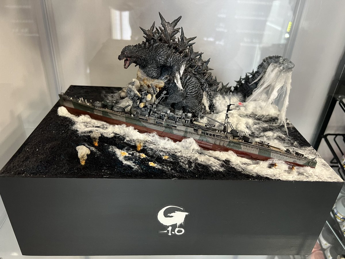 okimokei's tweet image. 我がジオラマの師でもあるK.Z.G.（@ModeLab_K ）さんのゴジラですが本日までの展示となっております。見たい方は是非本日中にお越しください。