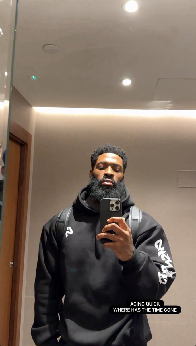 thebigwriter_'s tweet image. 😈