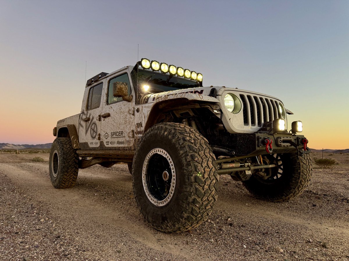 Great day getting out into the desert today!  #wayalife #evomfg #nittotires #kmcwheels #kchilights #synergymfg #pscsteering #spicerparts