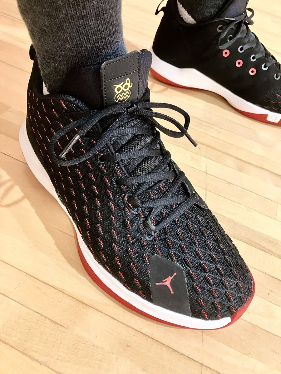 日曜🏀 JORDAN CP3.Ⅻ,スジャオカボード,SUPERfeet緑,靴下2枚履き 昼間