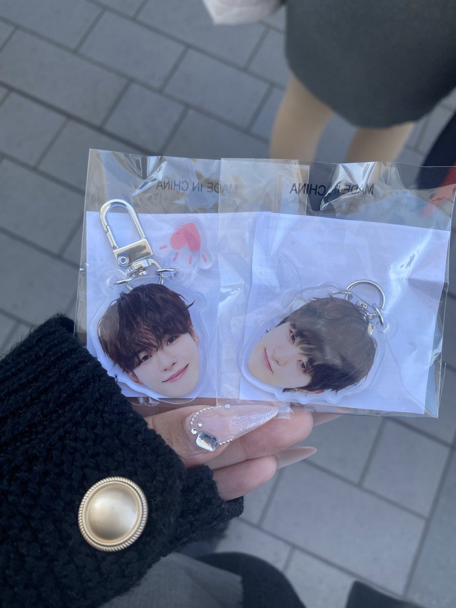 mylo9_'s tweet photo. treasure 交換 喜怒哀楽アクキー 顔アクキー

譲 )怒 ジフン 
     喜 ジェヒョク

求  )哀 アサヒ
     喜 アサヒ

Kアリ会場内います
現地での交換希望です https://t.co/yoJ1mlY9SI