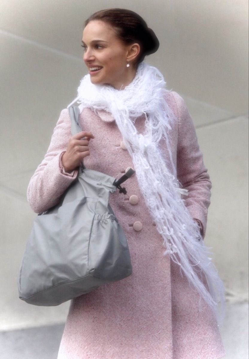 snobbyrexic's tweet image. hii im tobi!!

i switch bt ia &amp;amp; active sometimes due to me being in school and lacking free time sigh

- &apos;06
- blk 
- they/she 
- anti-fatphobia 
- pro-recovery  
- under 15 dni!!   

.. i no eat. i anorexia.