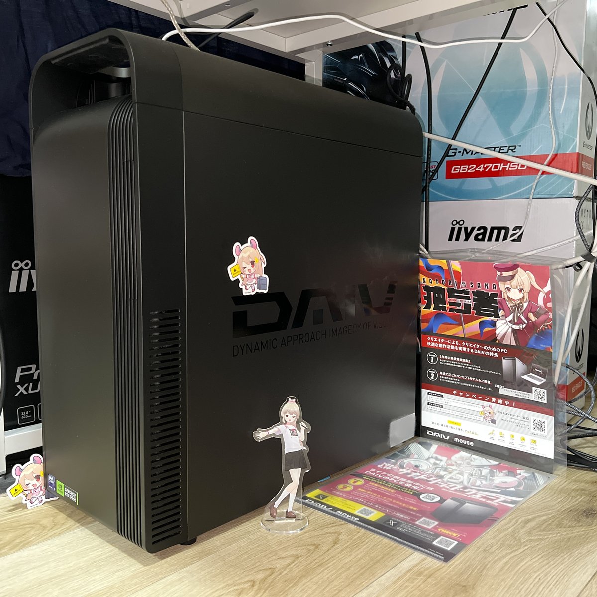 urokocha's tweet photo. #使ってマウス
9月にマウスコンピューターのDAIVをお迎えしました！
だいぶ知っていたの��安心して購入できました🍆

制作や書き出しのスピードが上がりすぎて、たまによく頭の回転が置いてかれていまうす。
おさんぽ機能が模様替えの時とかにｹﾞﾁでよい…

マウス名取ステッカー、かなりうれしい🐭 https://t.co/MHkBu0S0Iq