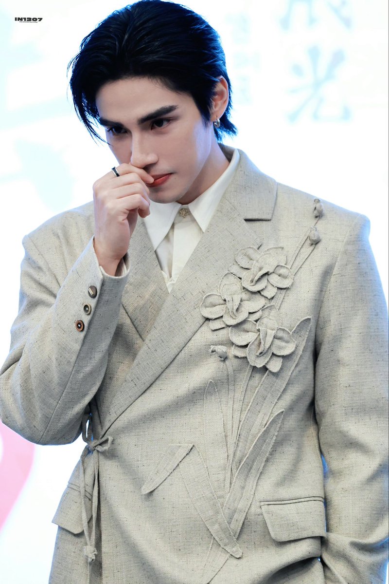 Rabbit200959's tweet image. ขออวยยศให้ชุดยัยพุมอีกซักรอบ ดีไม่ไหว

FAN SIGNING EVENT WITH POOM
#Poom1stFansignatNingbo
#PoomxYizhuo
#poompps