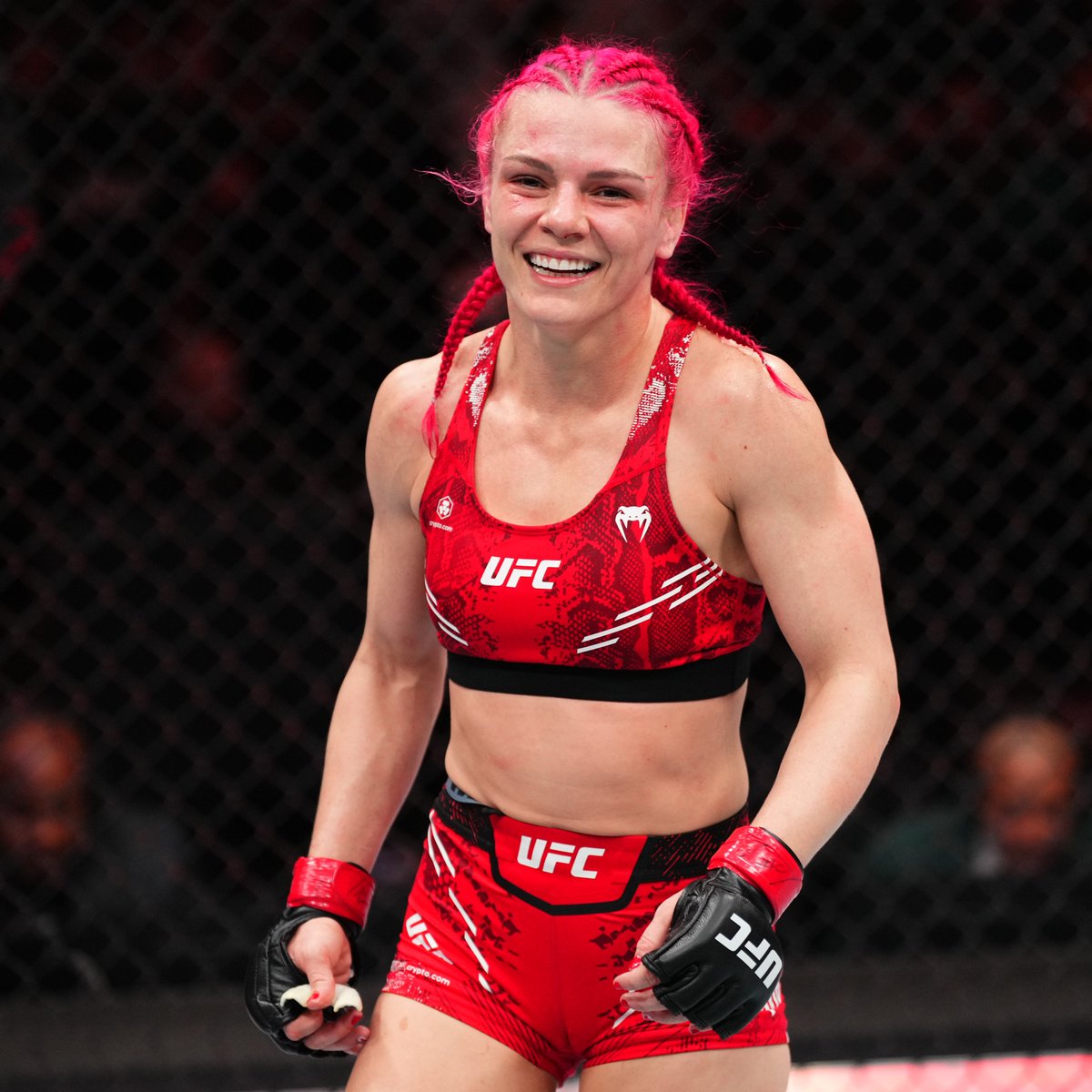 Canada Strong! 🇨🇦 We've got three Canadians in action at #UFCVegas112!

@Savage_UFC | Jamey-Lyn Horth | @ScareCroden 

[ December 13th | <a href="/Sportsnet/">Sportsnet</a> &amp; <a href="/TVASports/">TVA Sports</a> ]