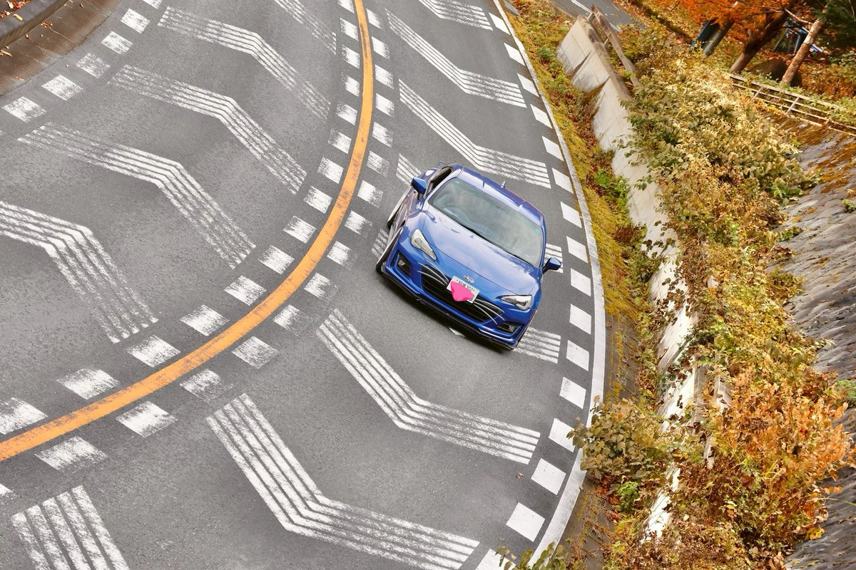 kPW7QYYKCL8s66R's tweet image. 昨日の秩父ツーリングで、フォロワーさんの〜さっとさんにカッコよく綺麗な写真を撮ってもらいました😆🚙
ありがとうございました🙇📸