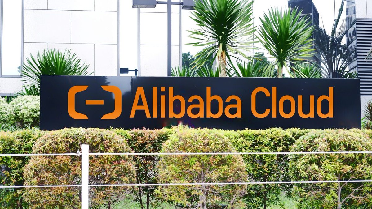 yogiliman's tweet image. 🌏 Exciting news! Alibaba Cloud powers AI Singapore’s new LLM for regional languages! 🌟 How do you think AI can revolutionize communication across diverse cultures? 🤔 Dive into the article for insights: ift.tt/52vL4KI #AlibabaCloud #AI #LanguageTech #Innovation #Dive…