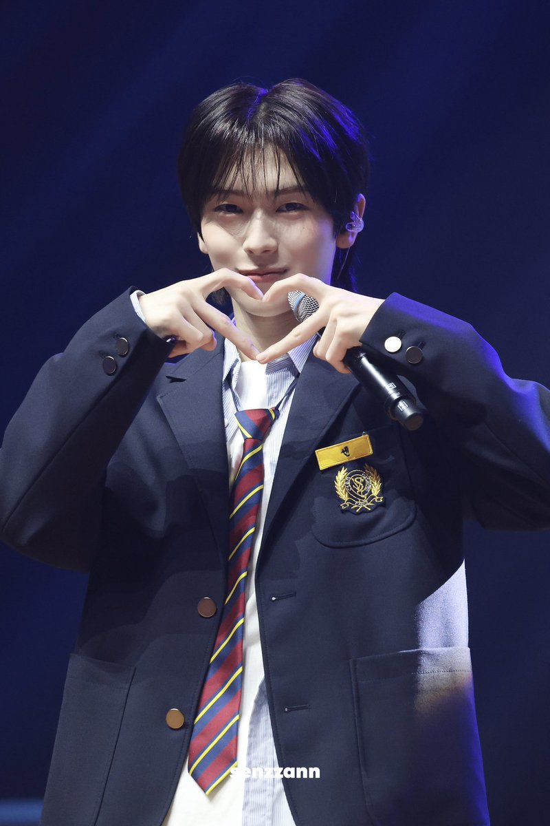senzzann's tweet photo. 251123 N.A.V.Y

#仙 #센 #SEN https://t.co/yr3PQ4jMMU