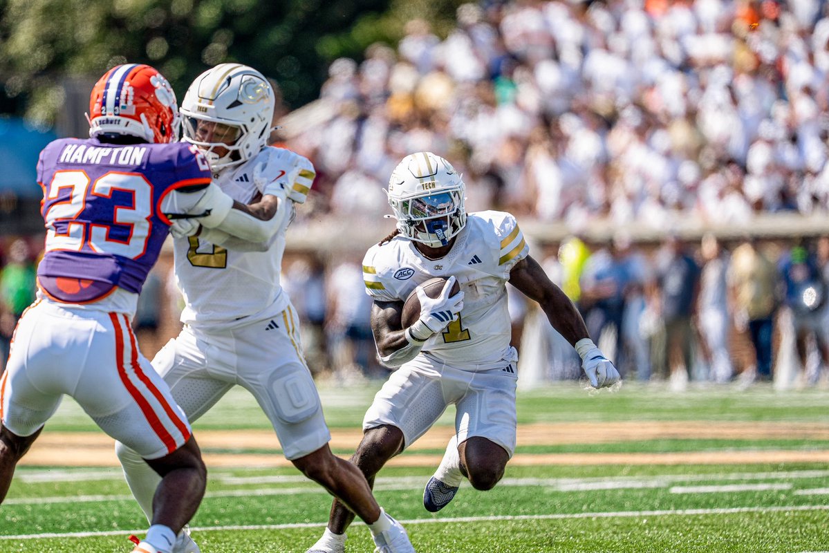 sonnylax's tweet image. #GoJackets #StingEm 🐝 🐝 🐝 🐝 🐝 🐝 🐝 🐝 🐝 🐝 🐝 🐝 🐝 🐝 🐝 🐝 🐝 🐝 🐝 🐝 🐝 🐝 🐝 🐝 🐝 🐝 🐝 🐝 🐝 🐝 🐝 🐝 🐝 🐝 🐝 🐝