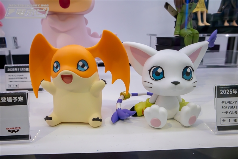 週末の話題】クレーンゲーム景品 フィギュア展示 デジモン