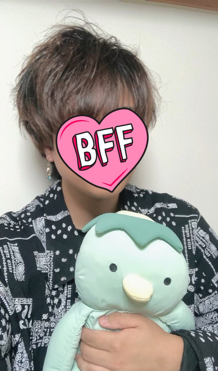 rabbiteye315's tweet image. 2ヶ月くらい前の写真だけど
この時の髪型キープしとけば良かった…😭
今、短すぎて頭が寒い🥶🥶🥶