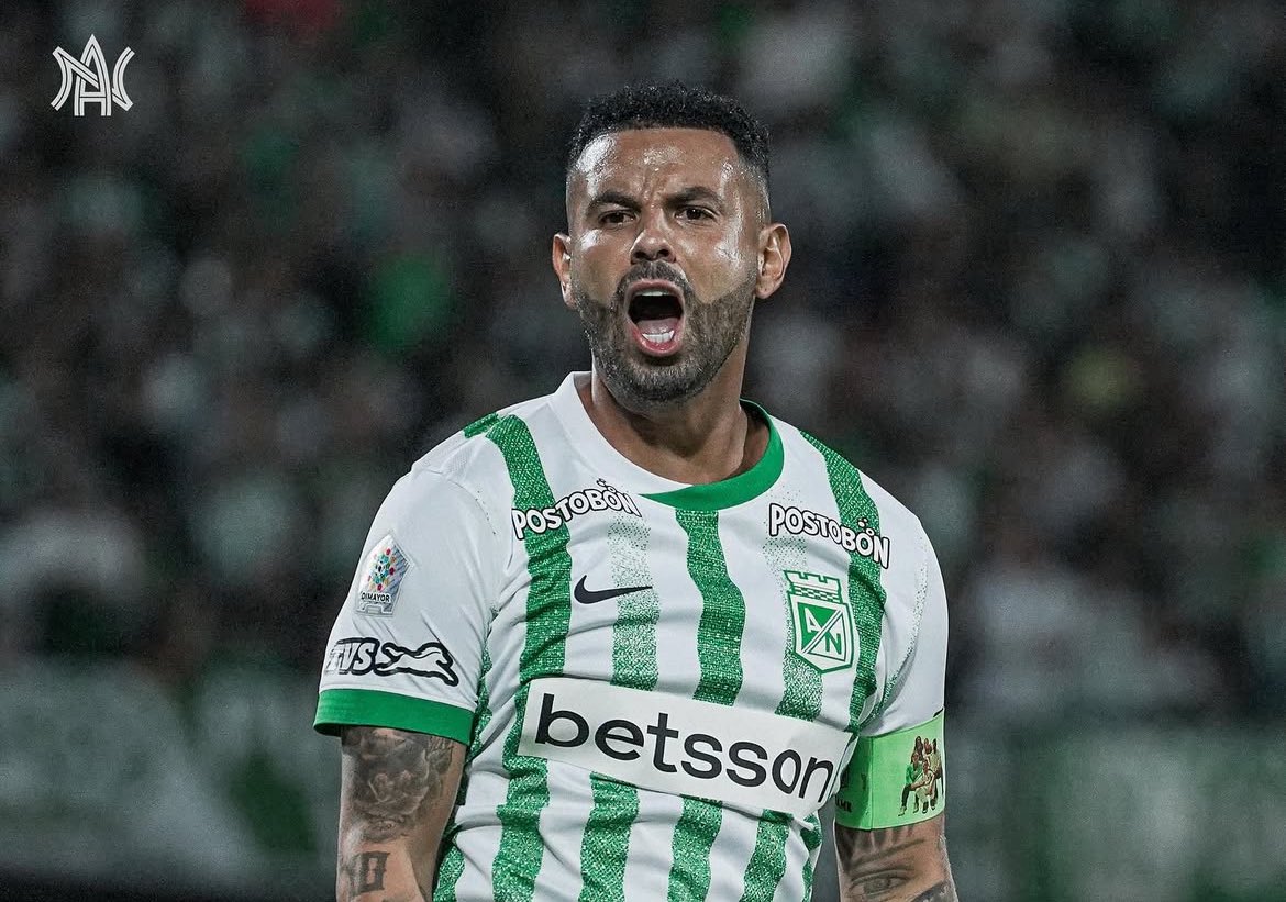 🗣️ “Me siento orgulloso de Juan Rengifo, porque es un chico como yo, que salió de las divisiones menores”

🟩 Edwin Cardona, jugador de #AtléticoNacional, en rueda de prensa

▶️ Alentamos a #AtléticoNacional todos los días, a las 7 p.m, en nuestro canal de YouTube.