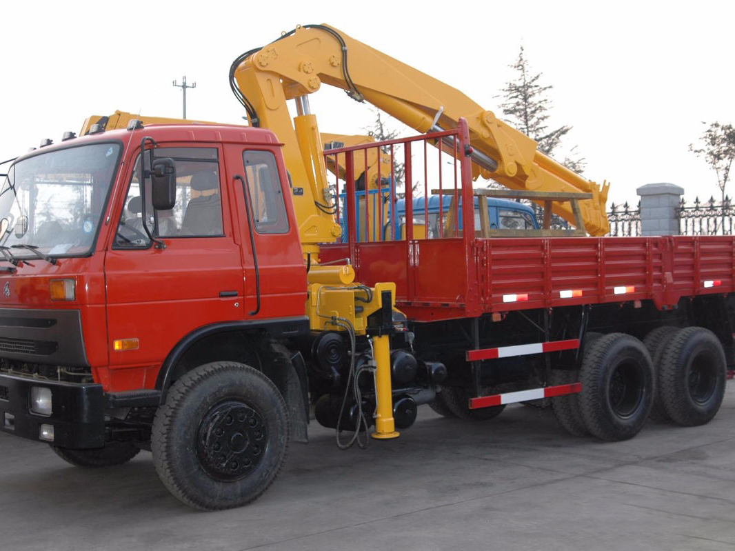 TongKalin's tweet photo. XCMG Official 5 Ton Truck Mounted Crane SQ10ZK3Q

Proven XCMG reliability
Strong lifting performance for 10-ton class
Easy control for new and experienced operators
Enhanced transport safety and reduced maintenance risk
#XCMG #truckmountedcrane #ConstructionMachinery #MadeInChina https://t.co/3TGmufy4BR