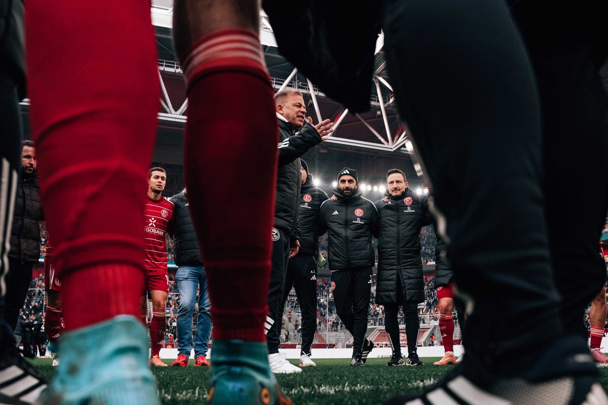 f95's tweet photo. Guten Morgen, liebste Bubble ☕️ 🥰
Startet gut in die Woche 👉🏻 Mit einem Heimsieg im Rücken 🤗

#f95 | 🔴⚪️ | #F95FCM https://t.co/aKbOOb52ki