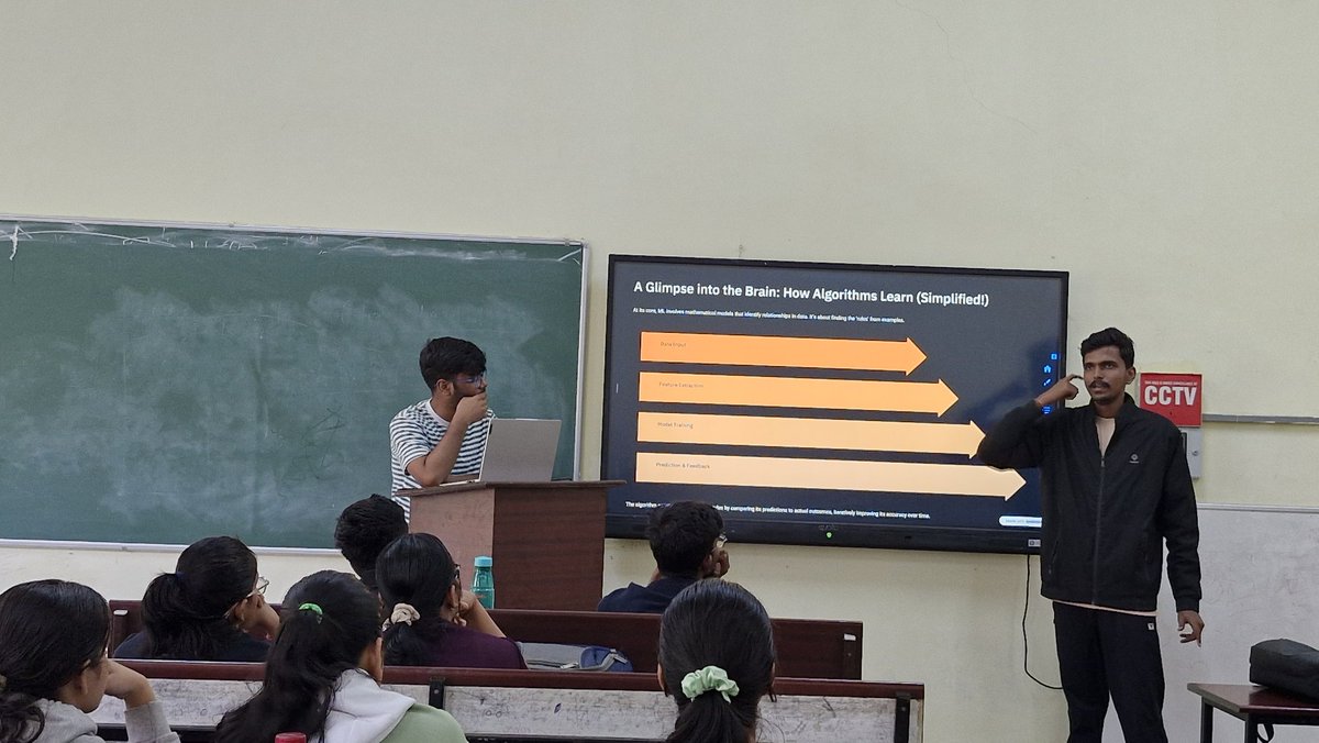 itzshibuu's tweet image. Had a fantastic time hosting a session with the Codex Crew coding club, where I got to share beginner-friendly insights into machine learning with our talented juniors. It&apos;s incredible to see so much curiosity and enthusiasm.
#CodexCrew #MachineLearning #CodingClub #PeerLearning