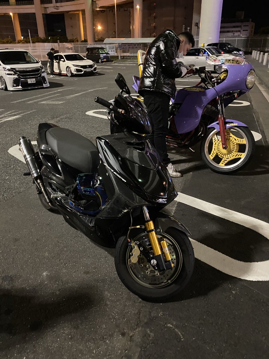 zvoicez's tweet photo. シグナス2型 マジェエンジン
TRHCボアアップ287cc
ETC着いてるので高速道路乗れます
フルカーボン
ほんとに欲しい方DMください🙇‍♀️ https://t.co/GxJdEjhFK0