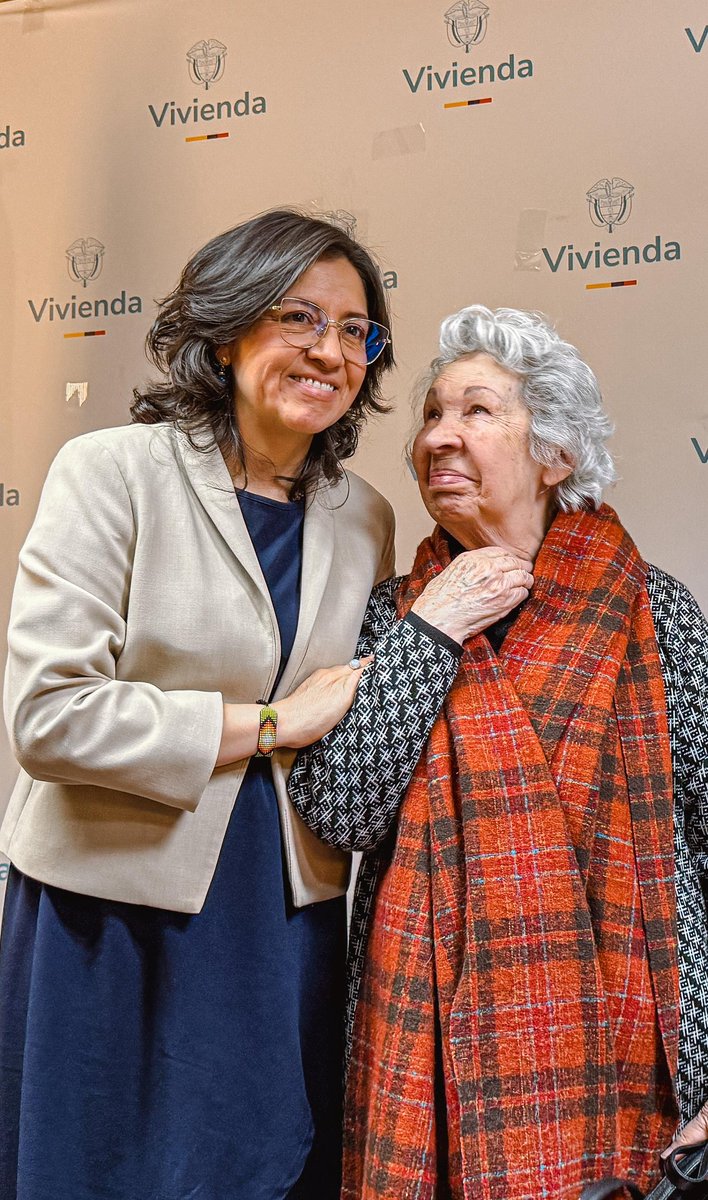 Fortaleceremos las veedurías comunitarias para el control social de los recursos del Agua y fortalecernos a los prestadores de servicios públicos que más necesitan el apoyo del Estado