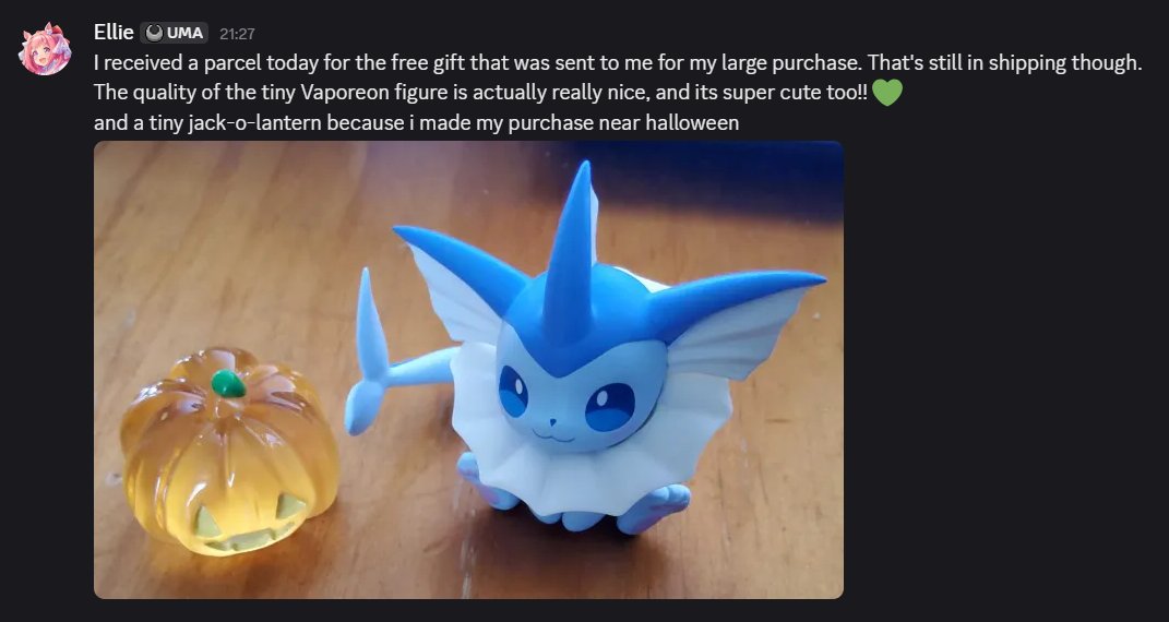 PGoods42105's tweet image. 💖Customer photos of vaporeon and the little pumpkin!

#vaporeon #figure #puffo #pokemon #eeveevolutions