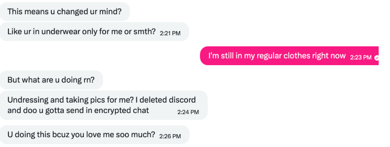 CarsLittleSong's tweet photo. You forgot to add this part before James had to come in and tell you to stop being a perv.

Literally we all see through you. Did you think people wouldn't find out the truth that you were trying to fish nudes from someone 10 years your senior? https://t.co/g3XpTJ9Zu0
